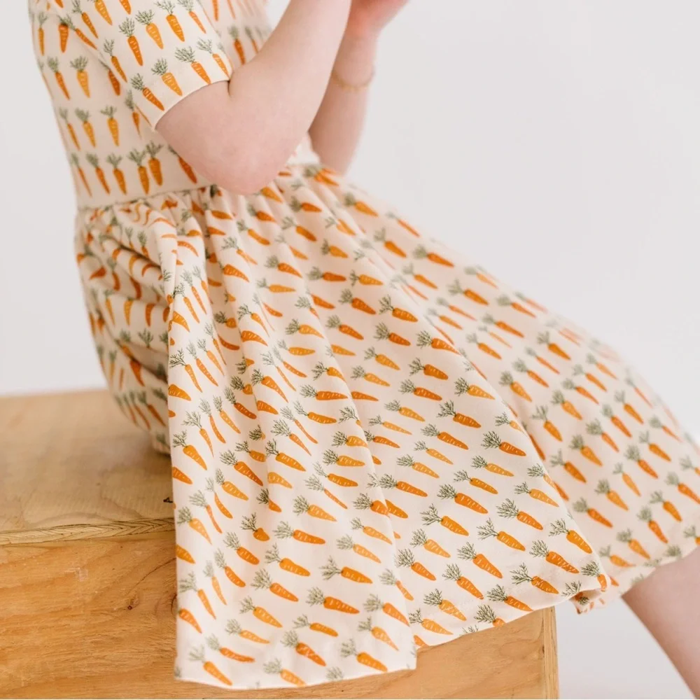 Charming Carrot Print Kids Dress